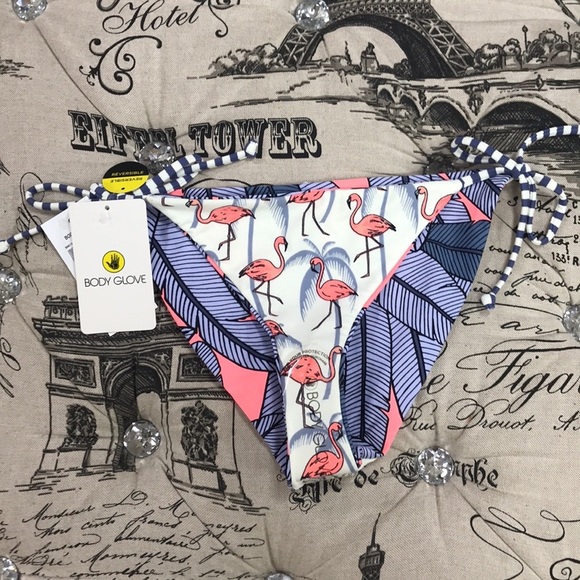 Body Glove Reversible Print Iris Tie-Side Bikini - Picture 4 of 8